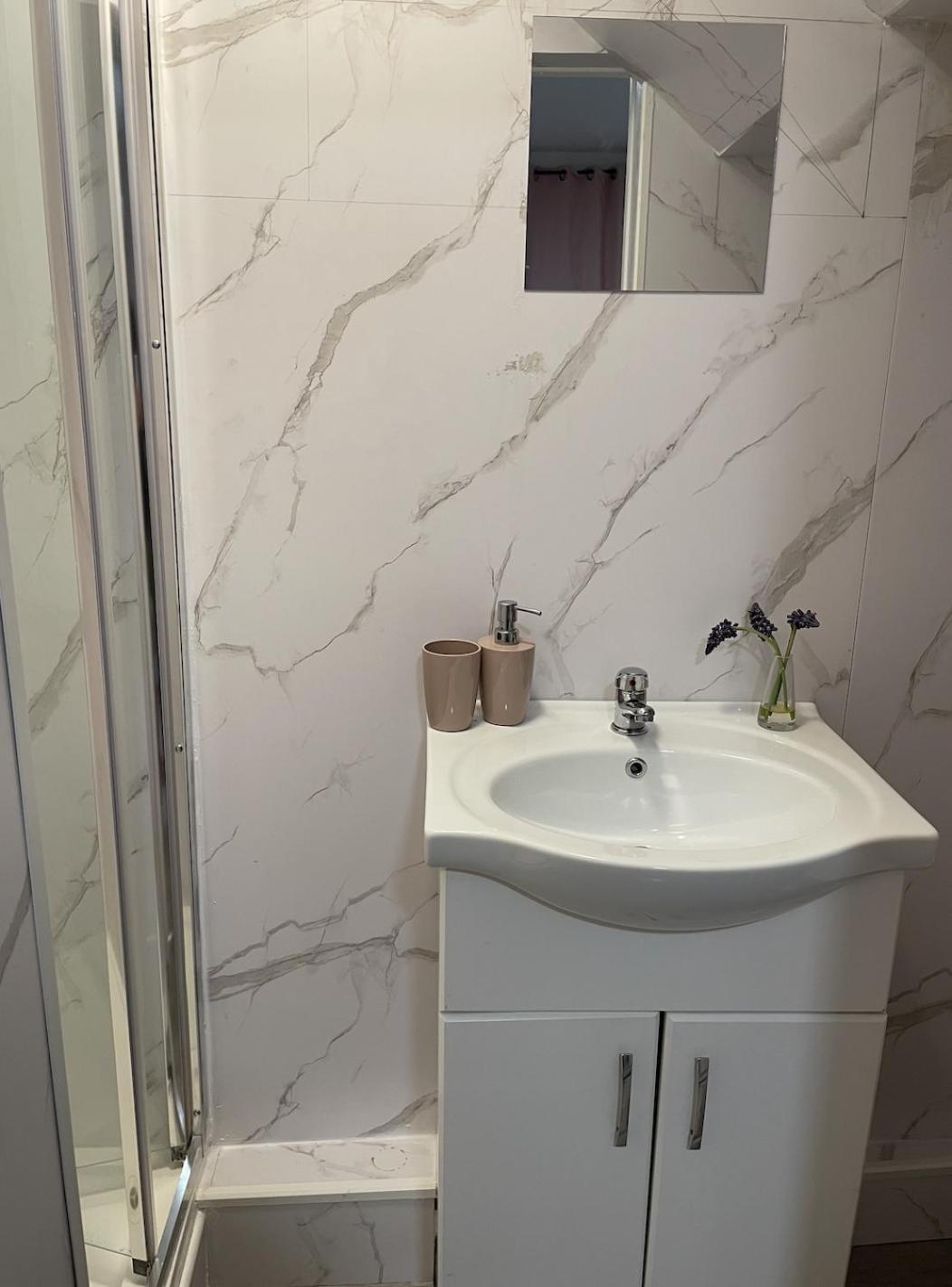 Homey Flat In Heart Of Londra